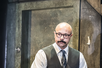 The Silence of the Lambs production photo 14 | The Silence of the Lambs UK Tour